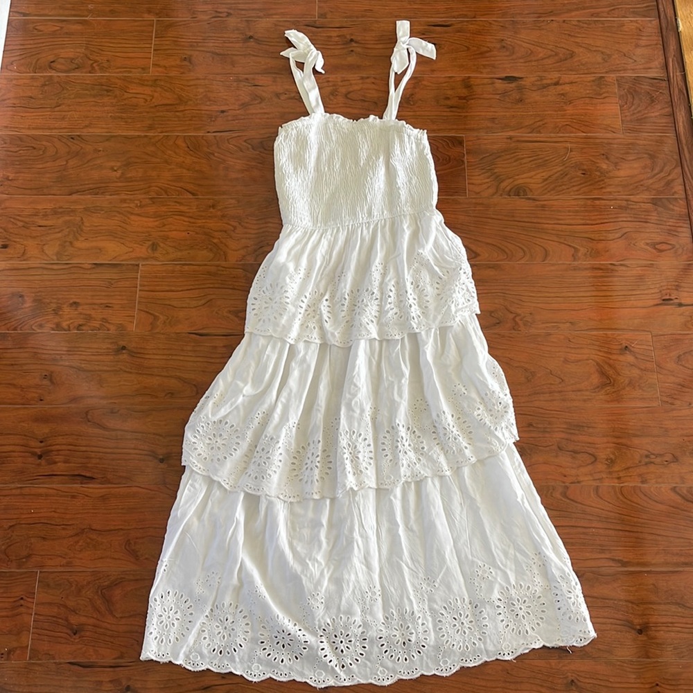 Jessica Simpson White 3 Tier Floral Cut Out Maxi Dress